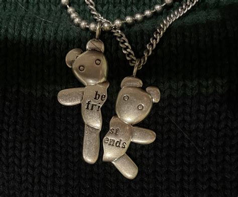 marc jacobs teddy bear necklace